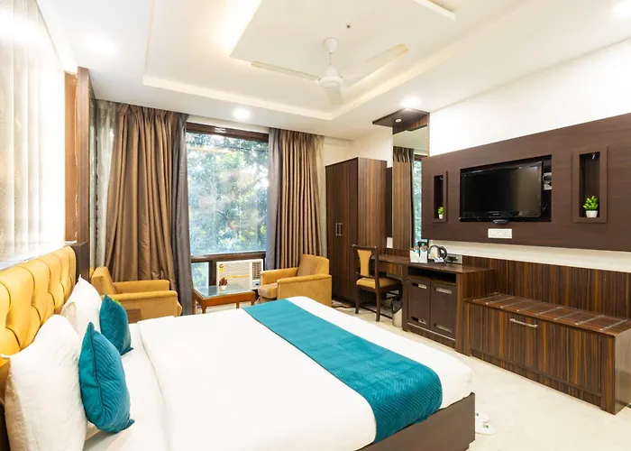 Superior King Room